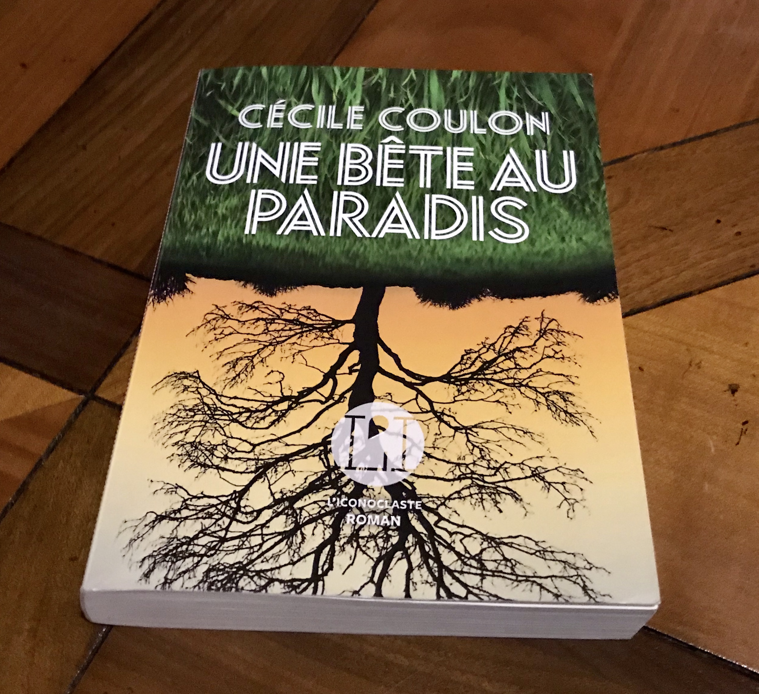 UN LIVRE PAR JOUR Une bête au paradis